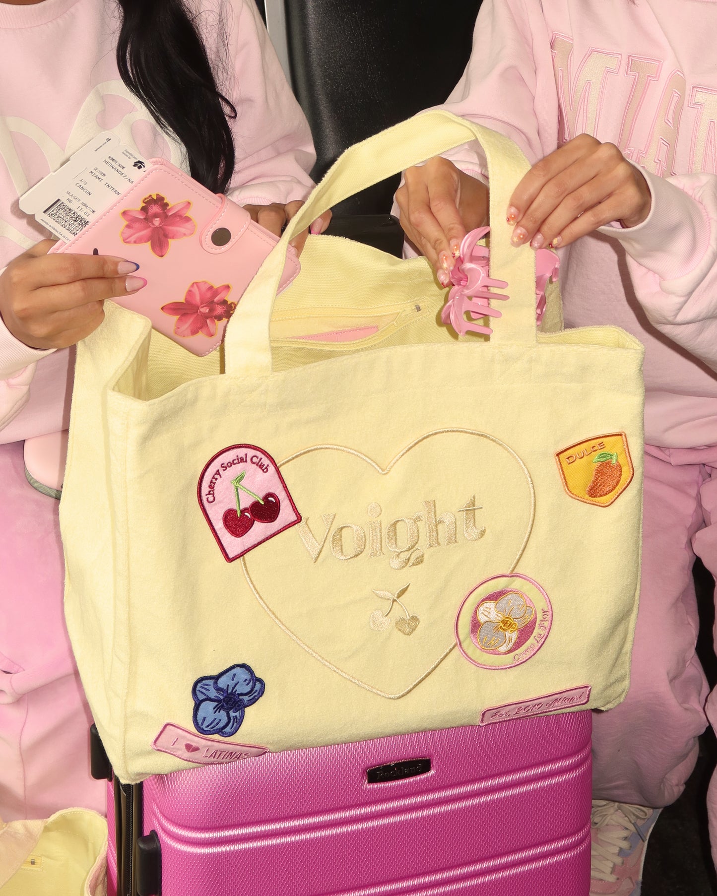 Vacation Tote Bag in Yellow
